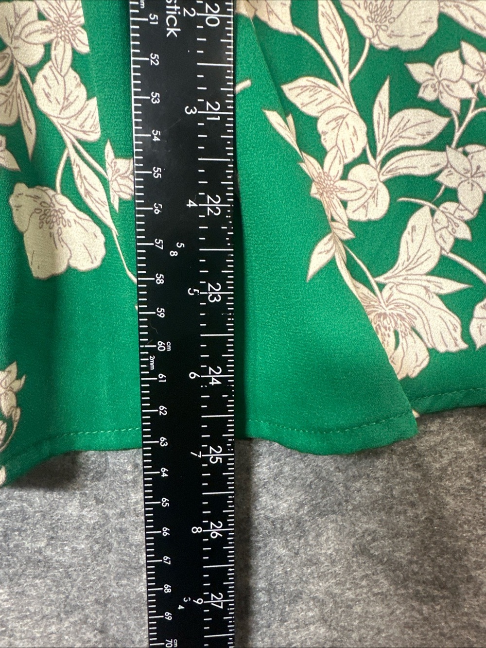 Sienna Sky Top Womens Medium Green Floral Ruffle Neck Puff Sleeve Office Blouse - Picture 3 of 16